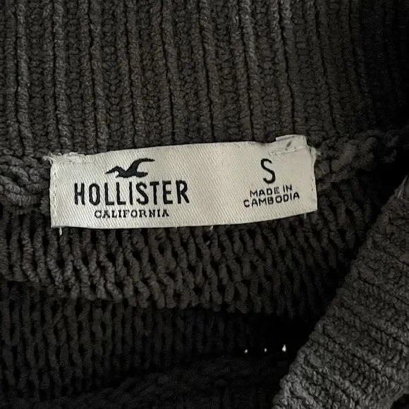 Hollister Dark Charcoal Gray Ribbed Knit Sweater - Picture 3 of 5